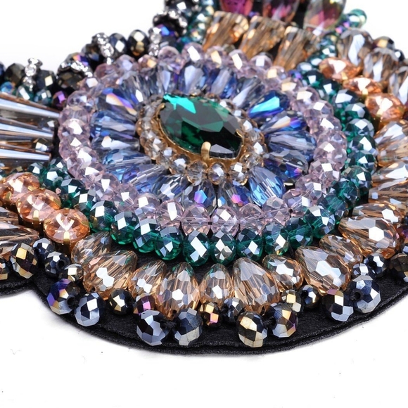 Exotic AB Multicolor Bejeweled Gothic Romance Collar Necklace - Picture 3 of 5